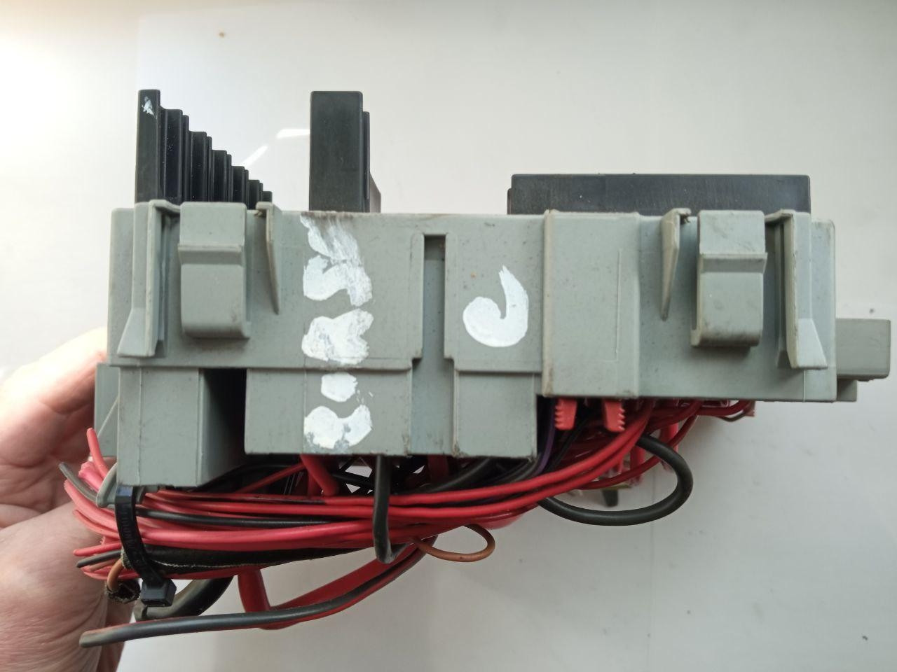 Електронний блок запобіжників Opel Corsa C 09115142 / ZF48-2 / ZF482 / ZF48-1 / ZF481 / 09115140, фото 1