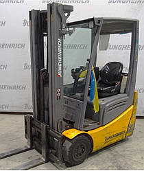 Б.в. електричний навантажувач EFG215 Li-ion трьохопорний