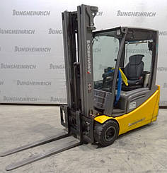 Б.в. електричний навантажувач EFG218 Li-ion трьохопорний