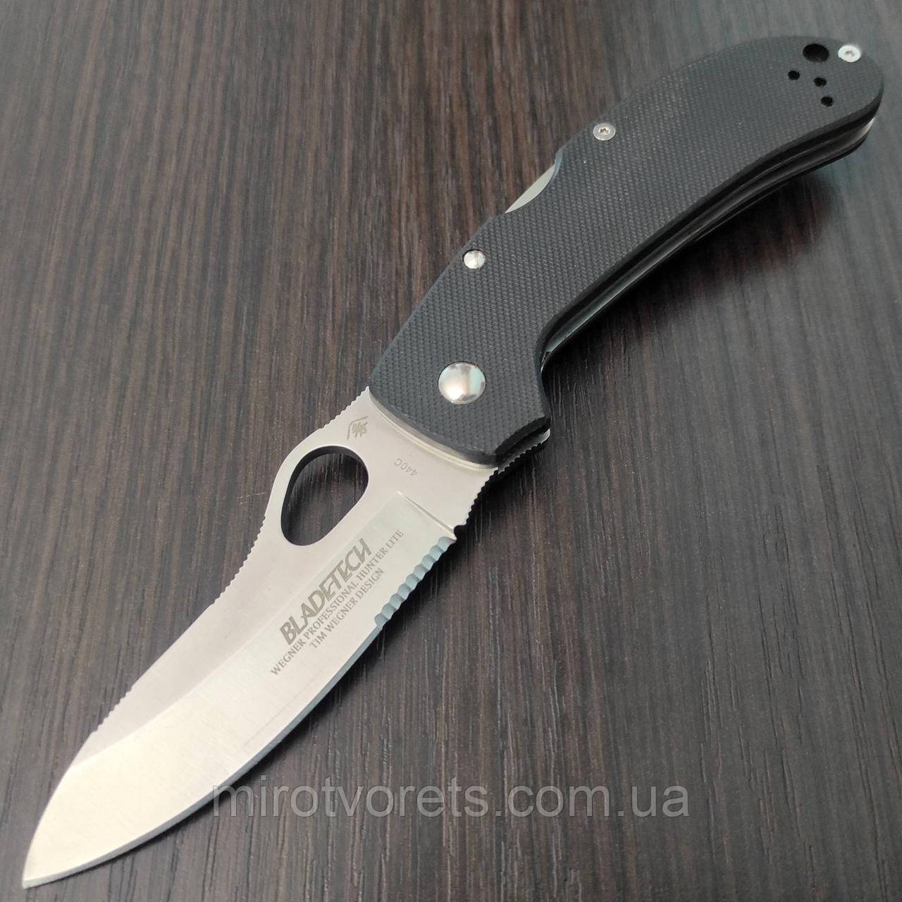 Ніж складний Bladetech напівсерейтор