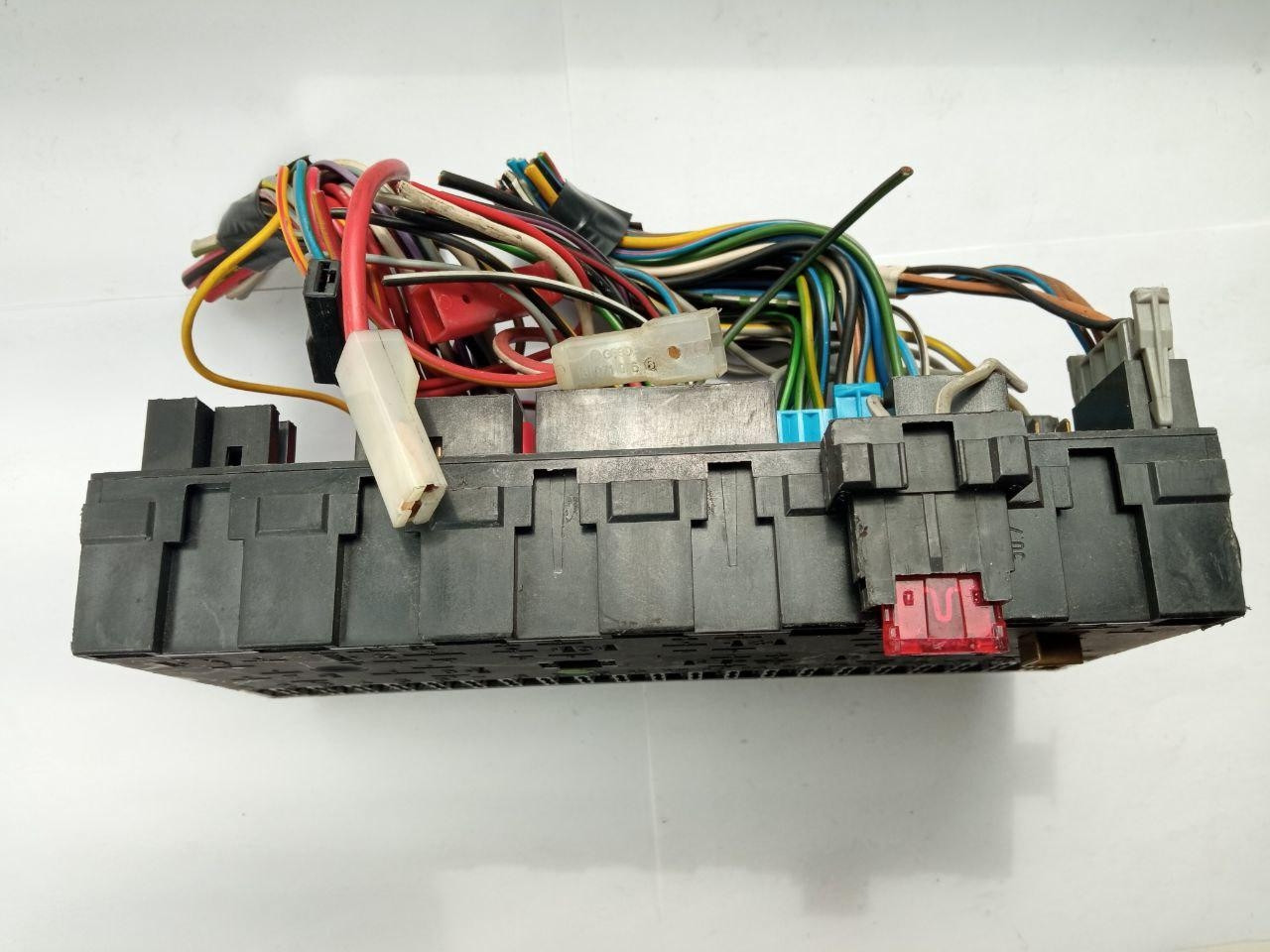Електронний блок запобіжників Volkswagen / Audi 171 941 813 D / 171941813D / 171 941 821 D / 171941821D