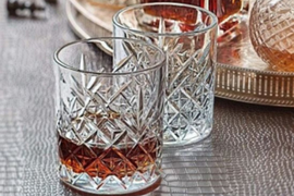 Скляні стакани