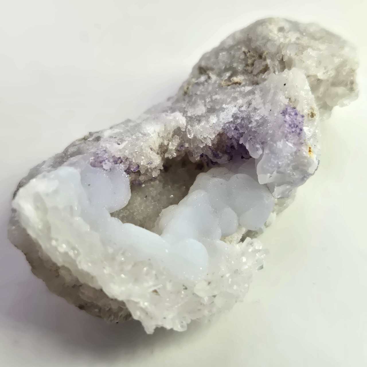 Жеода аметисту з халцедоном 110 ct