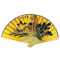 Віяло настіне великим Тигром на золотистому тлі