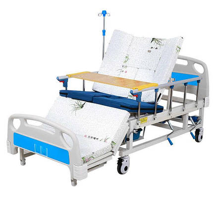 Ліжко для лежачих хворих механічне з бічним переворотом і туалетом A02-1, фото 1