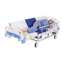 Ліжко для лежачих хворих механічне з бічним переворотом і туалетом A02-1, фото 3