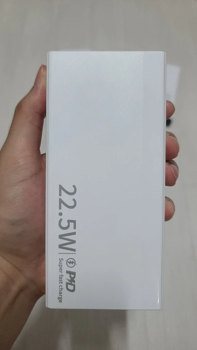 Повербанк KL112 30000 mAh 22.5W — Максимум енергії в компактному корпусі, фото 1