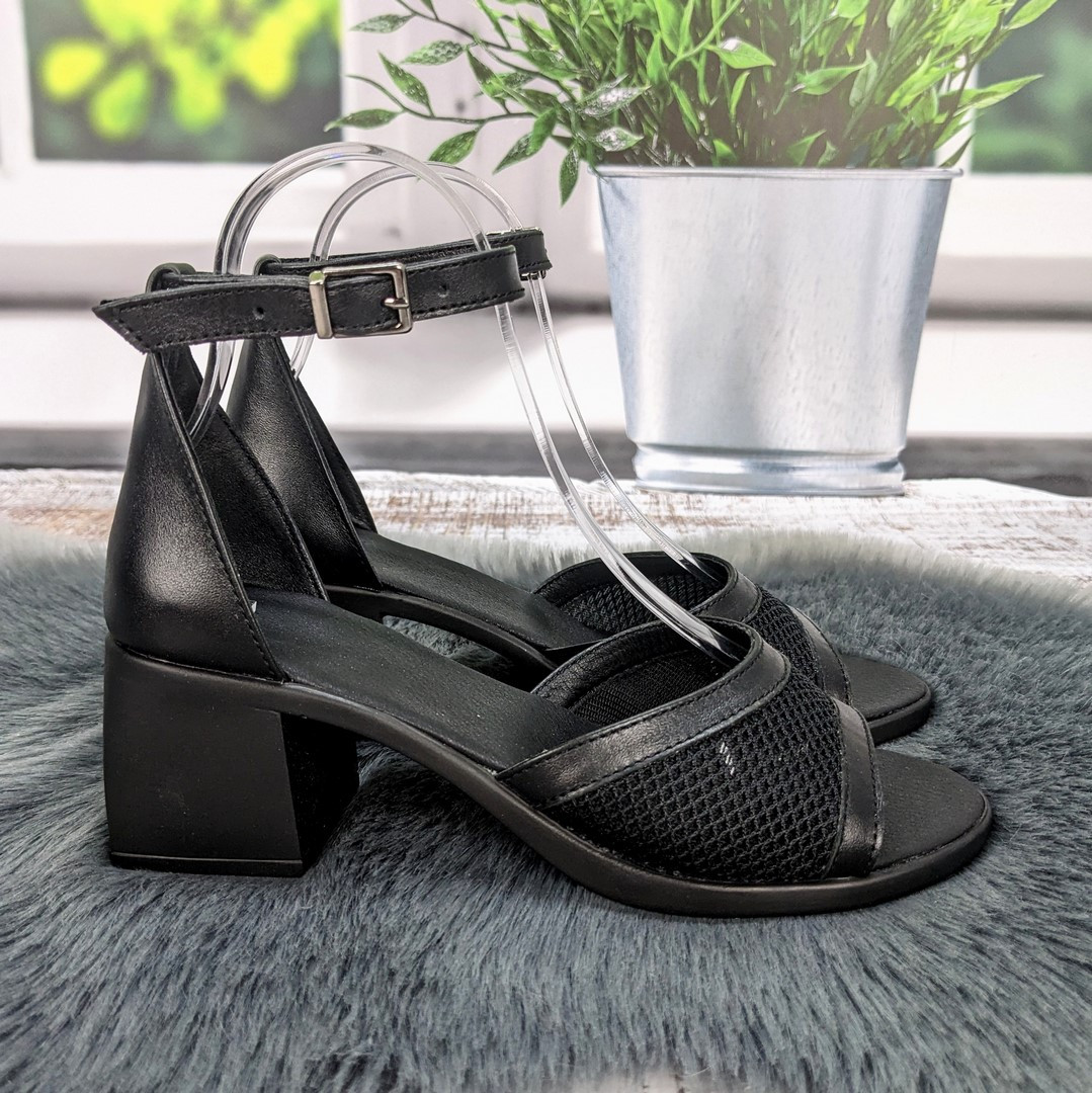 Босоніжки жіночі Amir чорні шкіряні на підборі середньої висоти 4909, фото 1