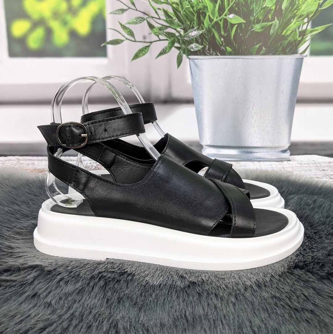 Босоніжки жіночі Sali чорні з білим шкіряні на низькому ходу 4914, фото 1