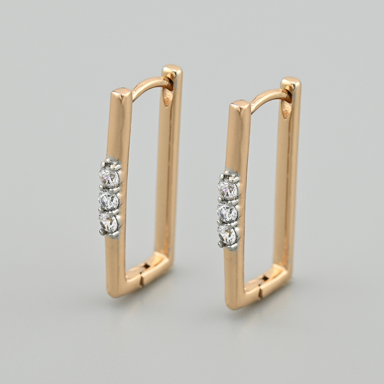 Сережки Жаклін 53097Красп плями подряпини розмір 23х2 мм білі фіаніти вага 2.6 г позолота 18К, фото 1