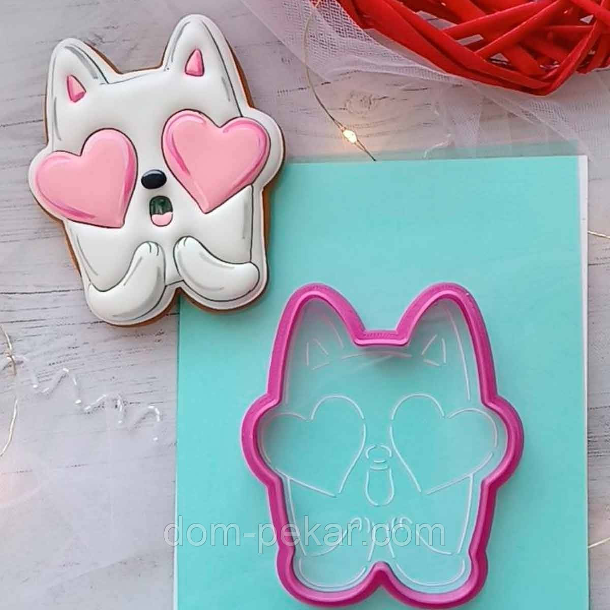 Закоханий кіт вирубування з трафаретом 10*8,5 см (TR-2)