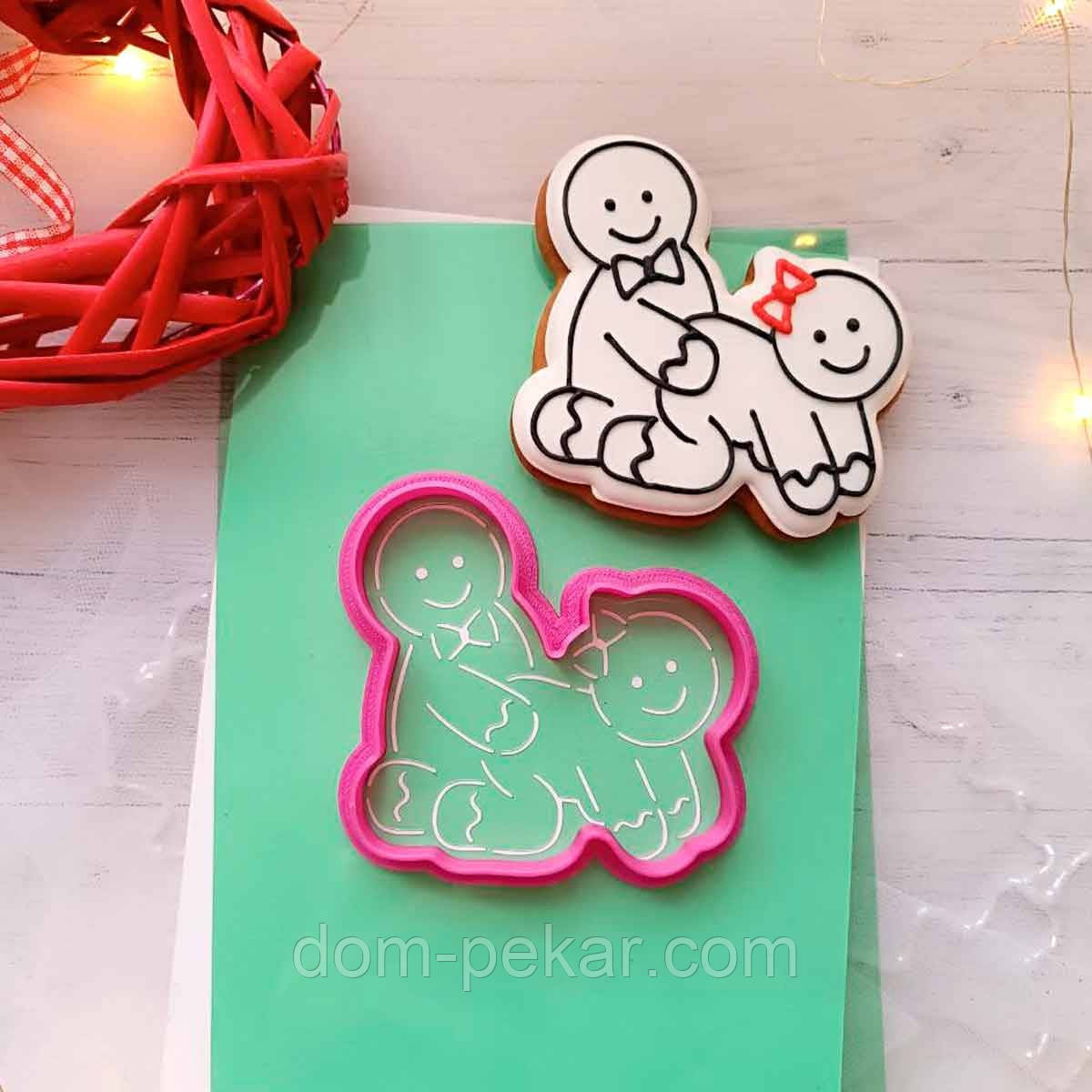 Пряникова Камасутра 7 вирубка з трафаретом 8*8 см (TR-2)