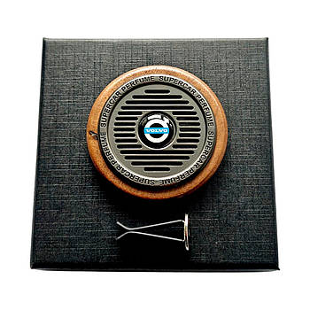 Ароматизатор металевий з деревом у дефлектор авто Volvo