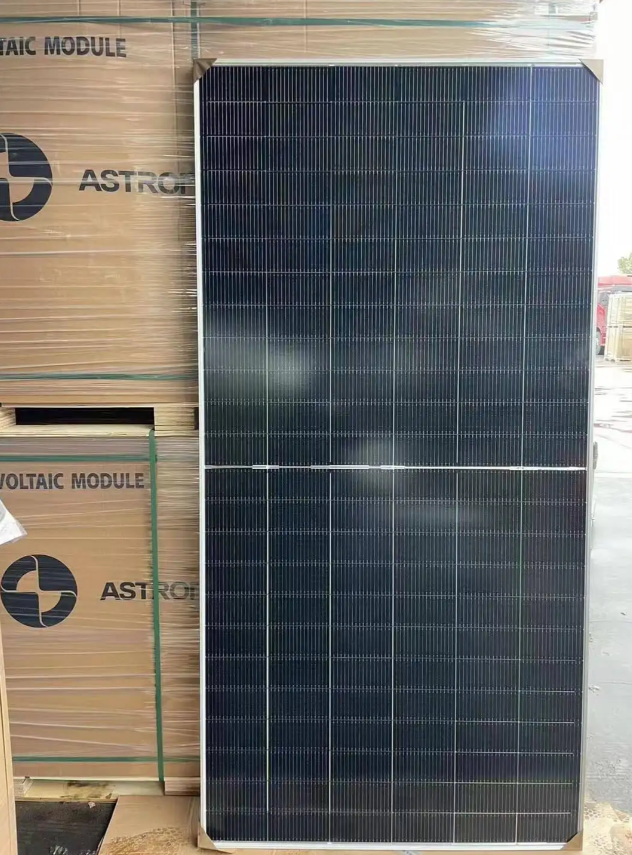 Монокристалічна двостороння сонячна панель Astronergy CHSM72N585(DG)/F-BH , 585 Вт Bifacial N-type