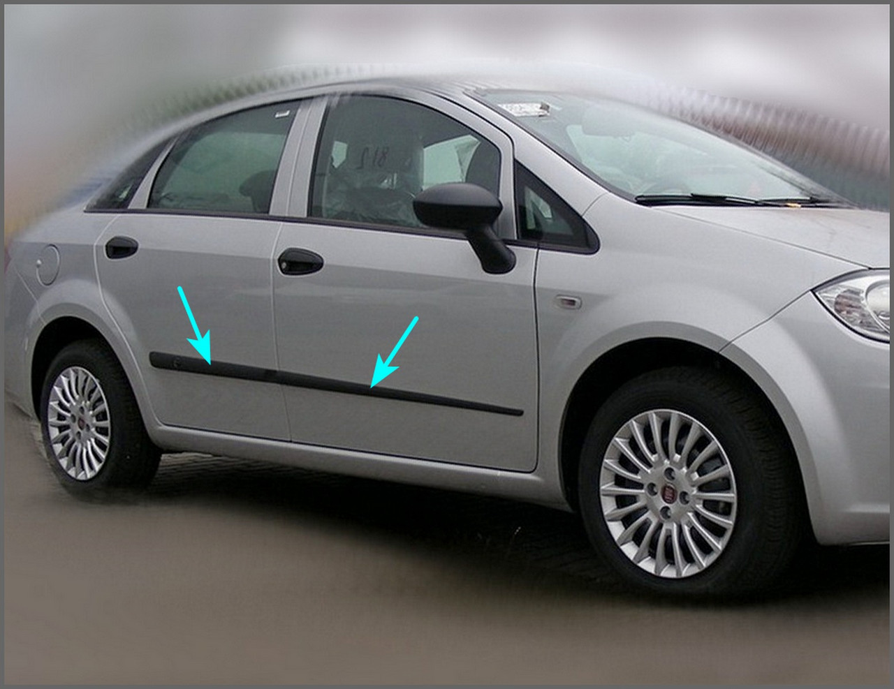 Молдинги на двері для Fiat Linea 2007-2018