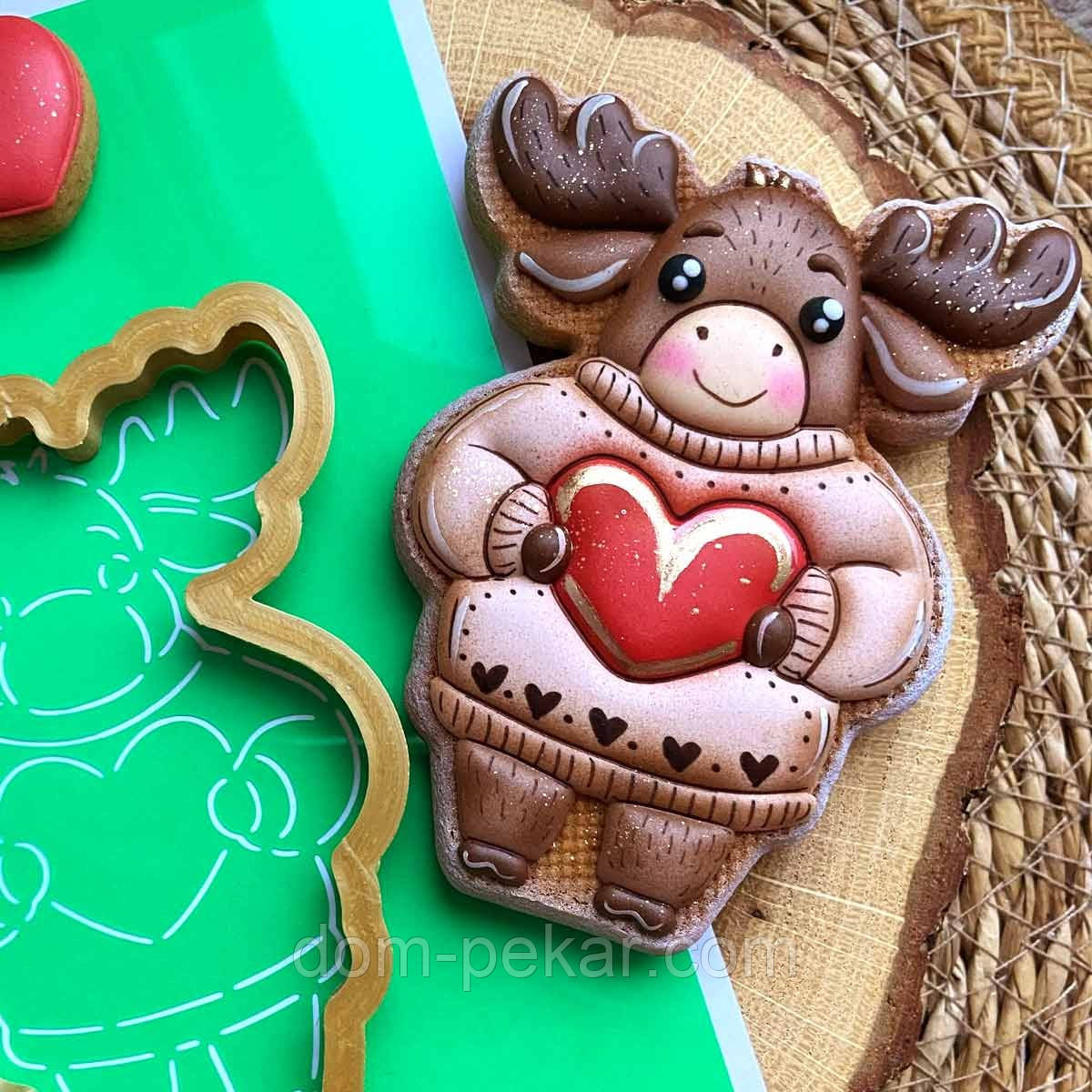 Олень вирубка з трафаретом 11*8,5 см (TR-2)