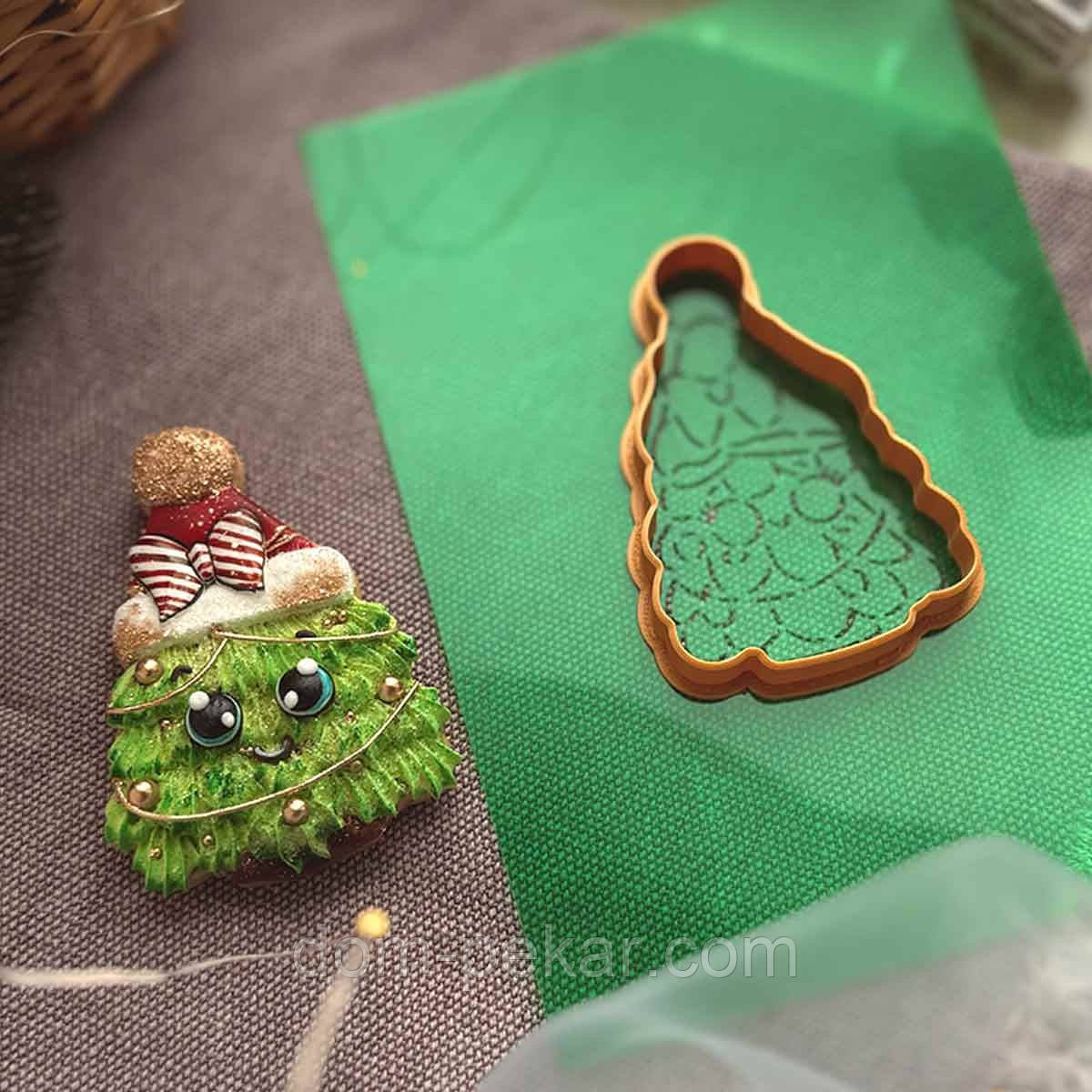 Ялинка з бантом вирубка з трафаретом 9*5,8 см (TR-2)