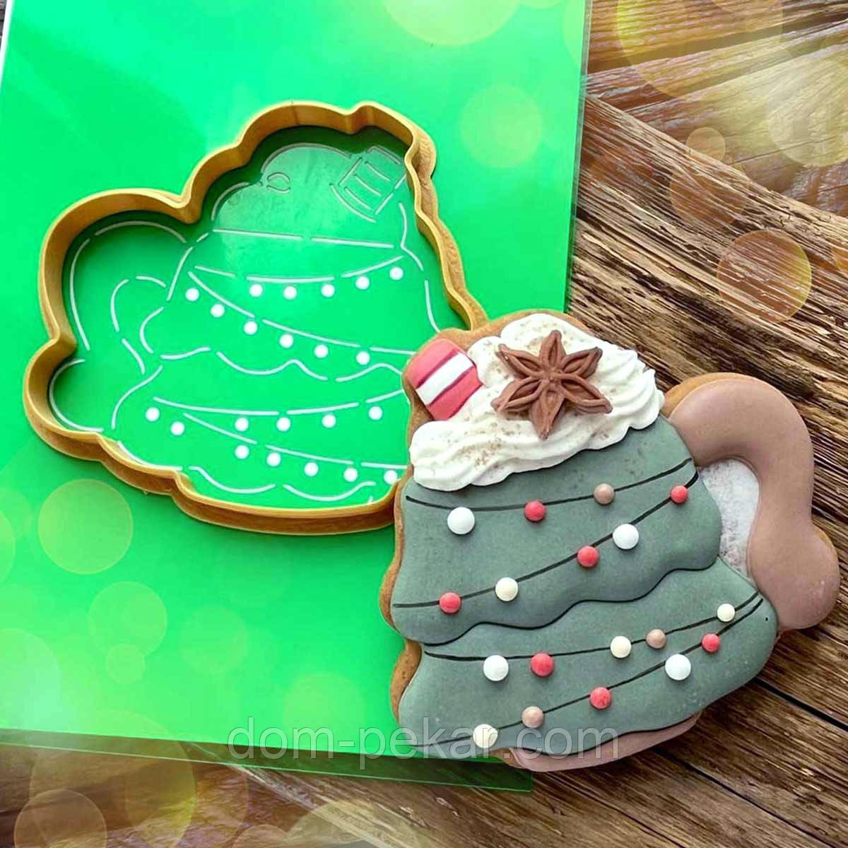 Капучино Ялинка вирубка з трафаретом 9,2*10 см (TR-2)