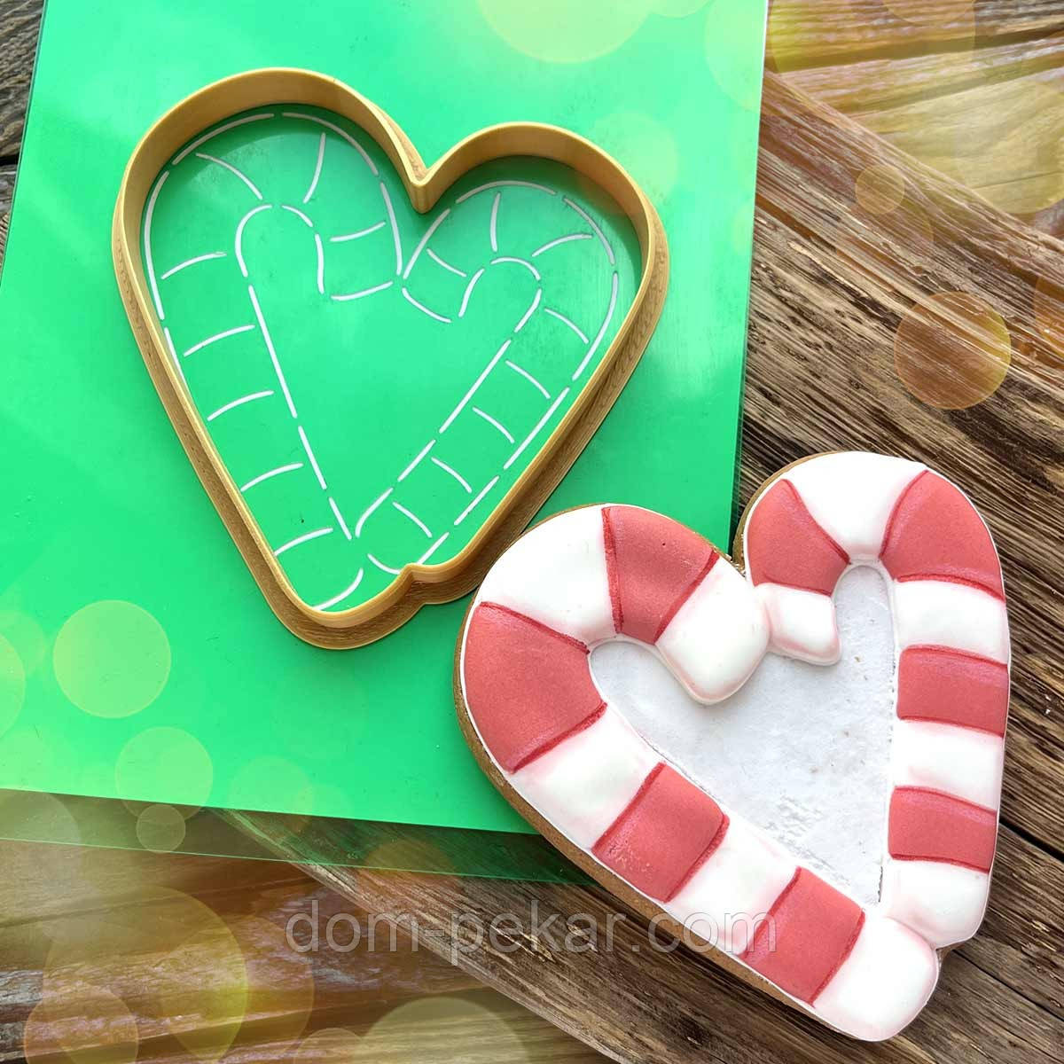 Льодяники вирубка з трафаретом 10*9,4 см (TR-2)