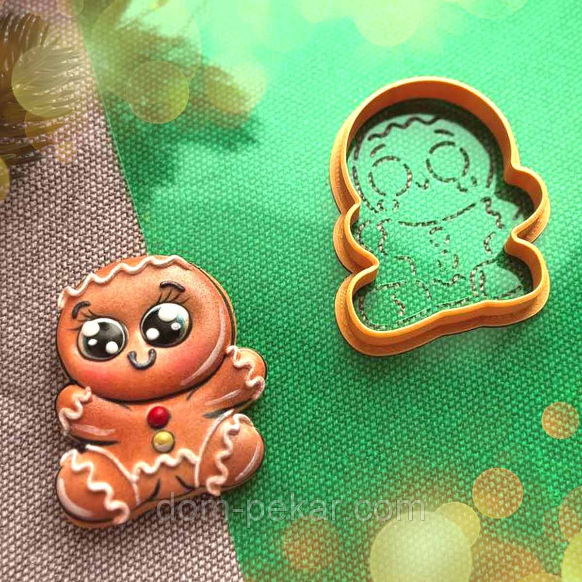 Пряничний чоловічок вирубка з трафаретом 6*5,3 см (TR-2)