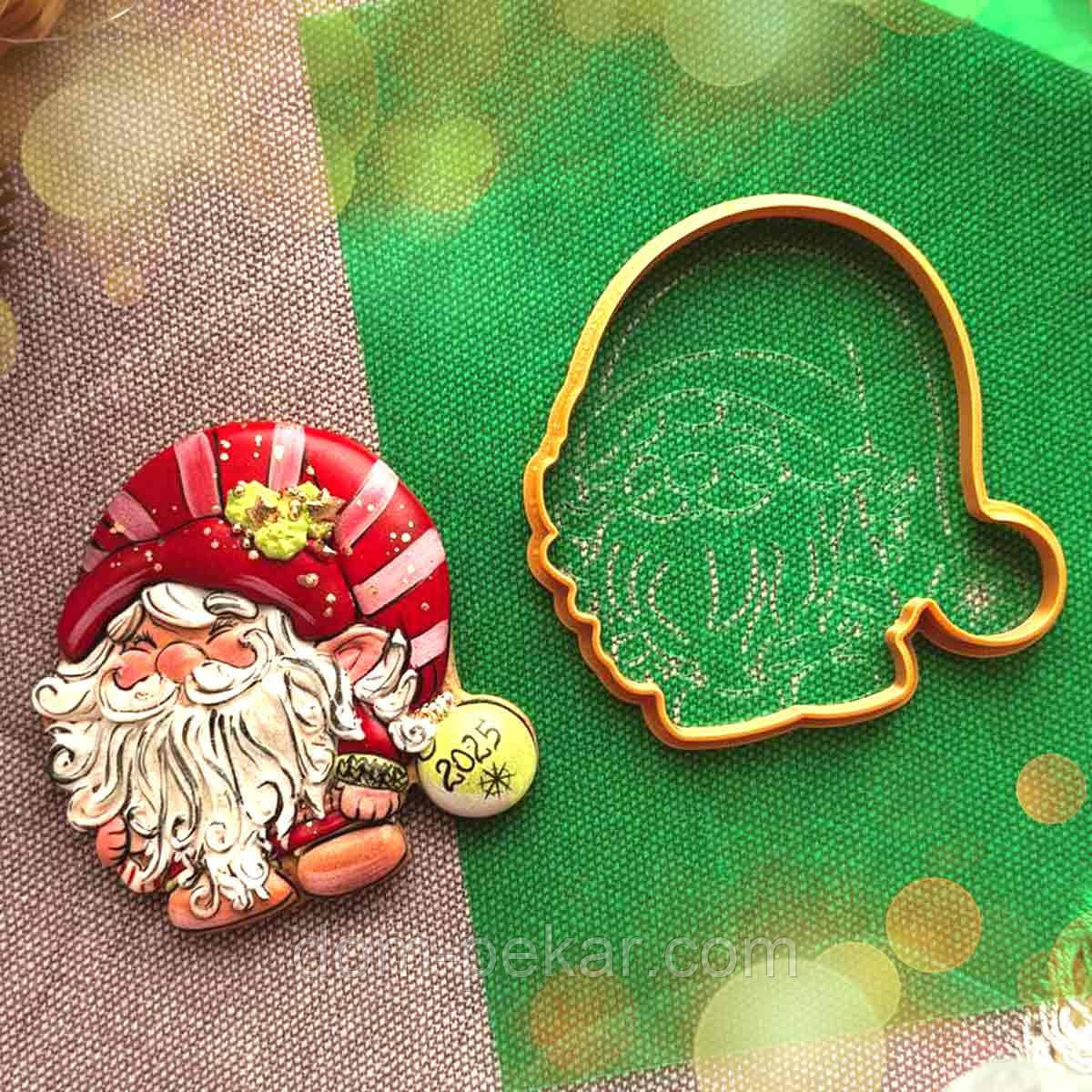 Санта Клаус вирубка з трафаретом 9*8,8 см (TR-2)