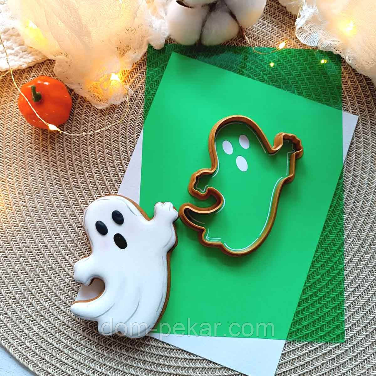 Привид 2 вирубка з трафаретом 9*7,6 см (TR-2)