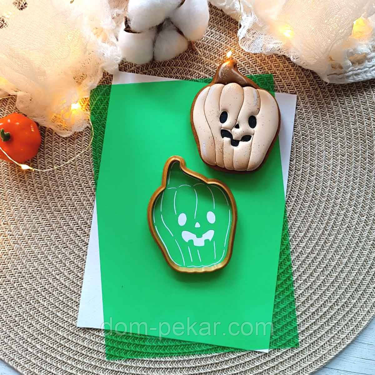 Гарбуз 1 вирубка з трафаретом 8*5,8 см (TR-2)