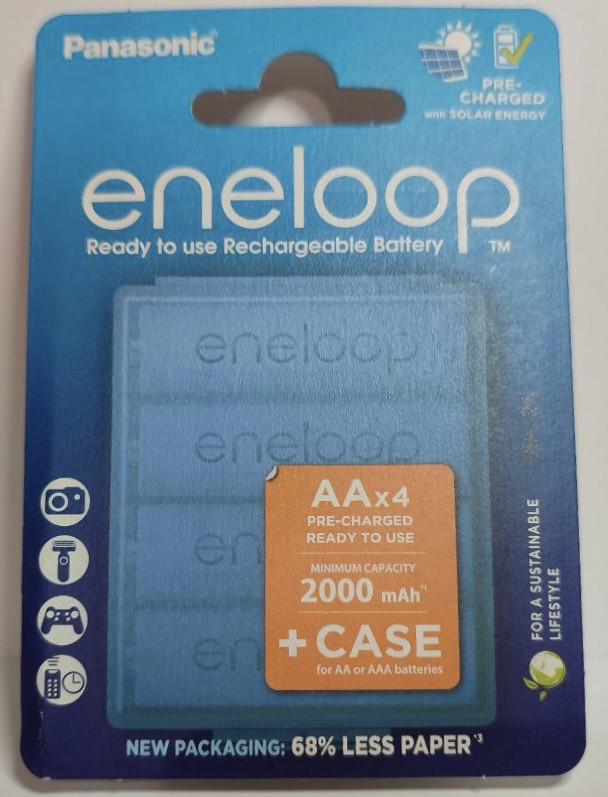 Акумулятори Panasonic Eneloop Ni-MH 2000 мА·год BK-3MCDEC4BE в блістері з кейсом