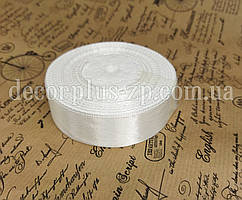 Стрічка атласна 2,50см, айворі