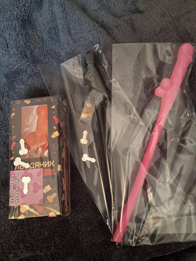 Леденец с приколом в форме "ПЕНИСА" - фото покупателей 1