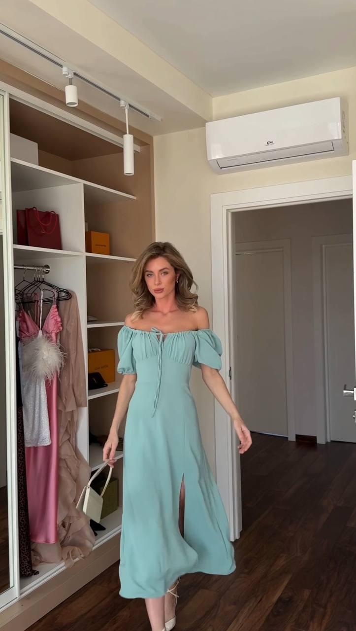 Літнє однотонне жіноче плаття міді з американського крепу з розрізами і відкритими плечима Колір Фісташка, фото 1