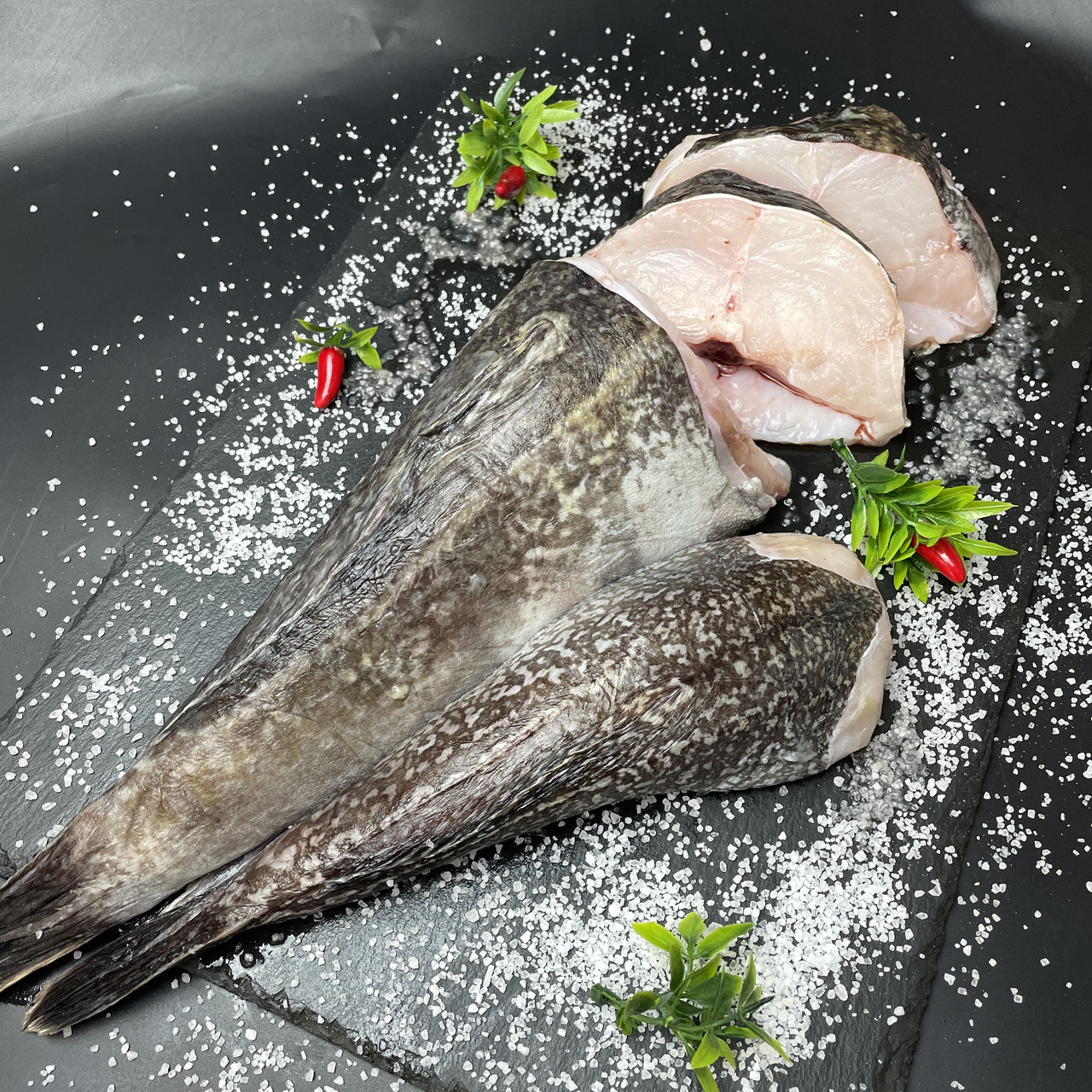 Морожений морський чорт без голови
