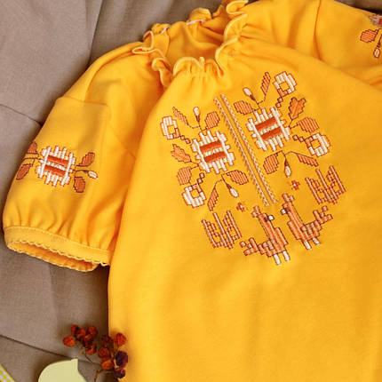 Жовта футболка вишиванка для дівчинки з птахами та квітами 92 98 104 110 116 122 128 134, фото 2