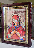 Ікона Пресвята Богородиця Семистрільна у темному дерев'яному кіоті під склом, розмір 41*31, сюжет 20*30., фото 2