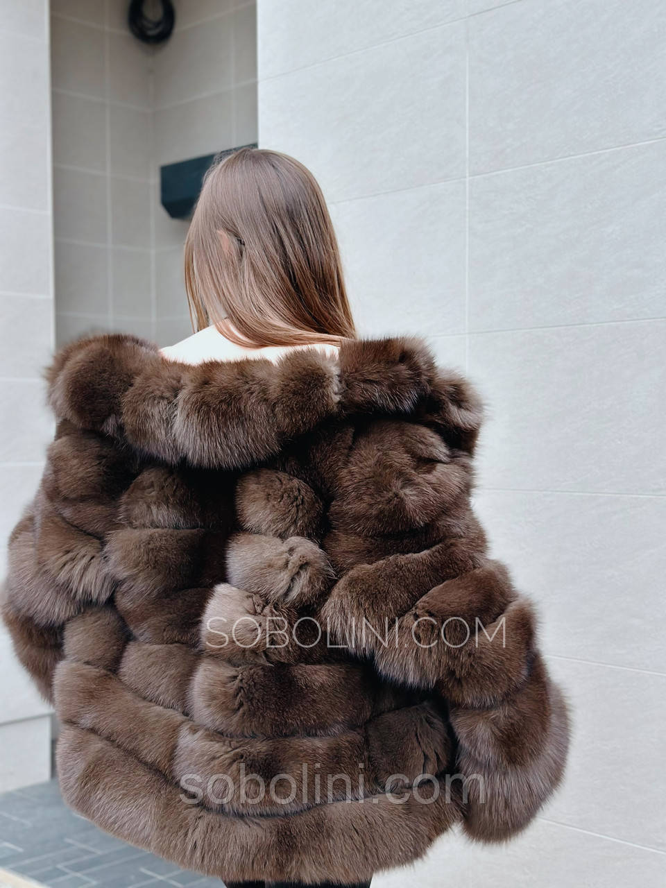 Коротенька шуба з хутра песця, фото 1