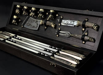 Подарунковий шашличний набір шампурів Nb Art "Звірі" Максі в дерев'яному кейсі 15 предметів