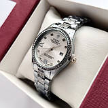 Металевий жіночий наручний годинник Rolex (ролекс) сріблястого кольору, камінчики навколо, дата - код 2525b, фото 4