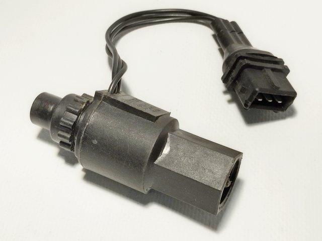 Датчик швидкості 2110 з проводом і прямокутним роз'ємом 63172-01, фото 1