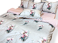 Постільна білизна Королева Ночі (Сатин Premium) | Полуторний комплект | 50х70 | Квіти на сірому та бузковому, фото 2
