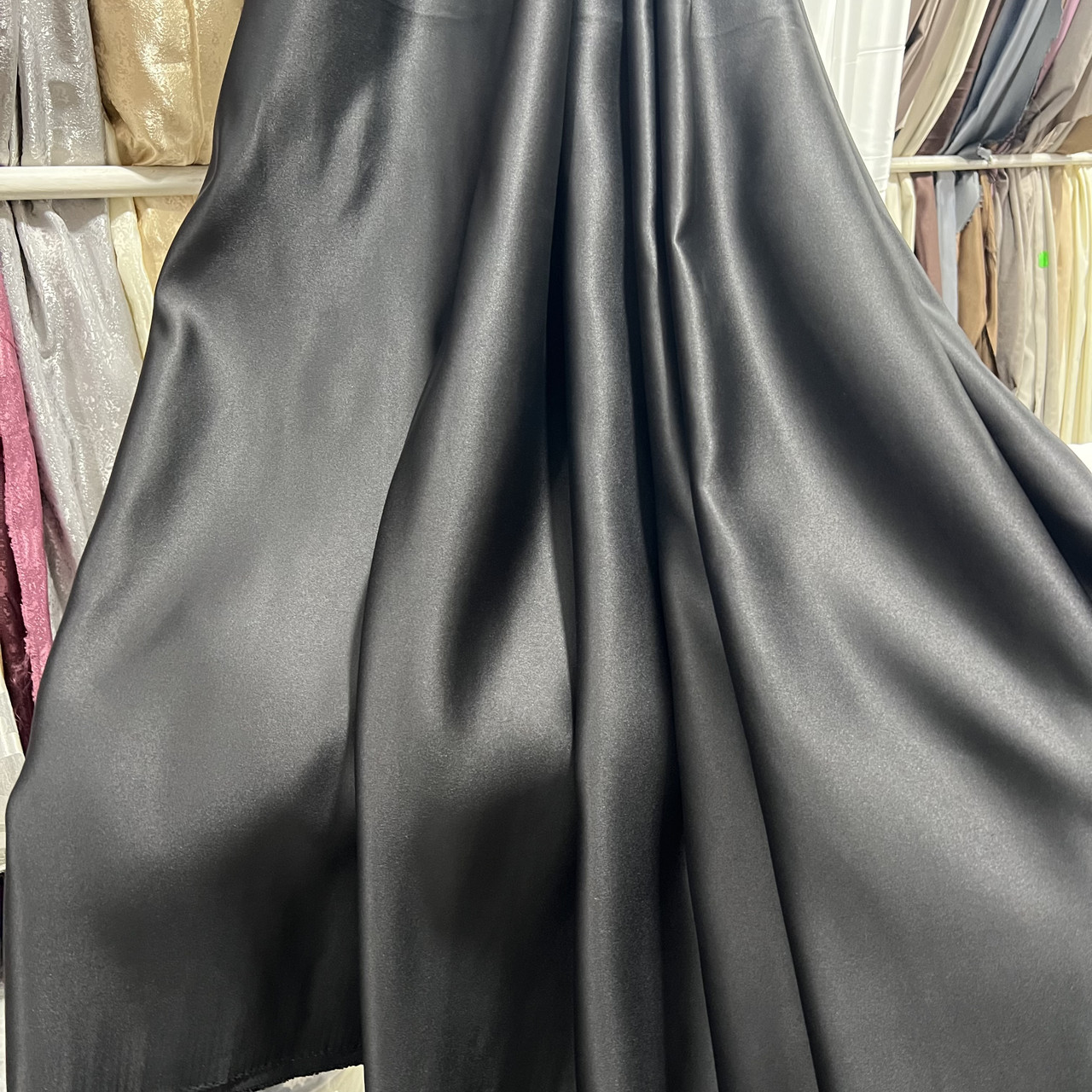 Штори БЛЕКАУТ Комплект атласних штор на тасьмі 150на270 см Захист 100% Колір Чорний, фото 1