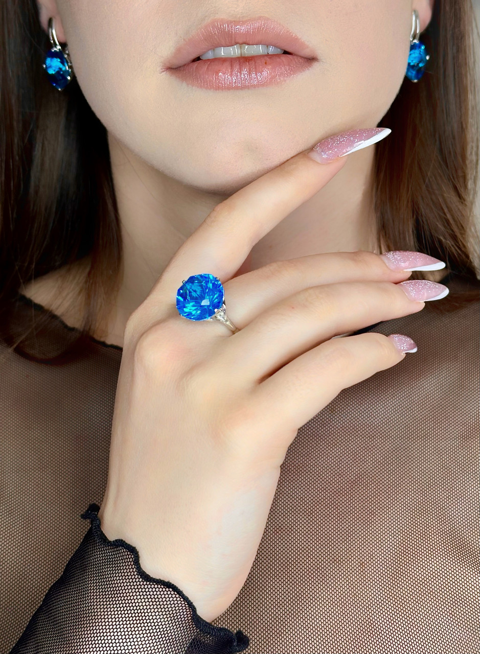 💍 Срібна каблучка з блакитним альпінітом — ніжність, яка зачаровує з першого погляду ✨
