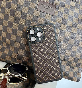 Чехол для iPhone 14 Pro Max "LV Style"в стилі Louis Vuitton коричневий з золотою оправою