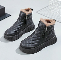 Женские ботинки зимние на удобной высокой подошве с мягким утеплением внутри, в черном цвете 37 размер