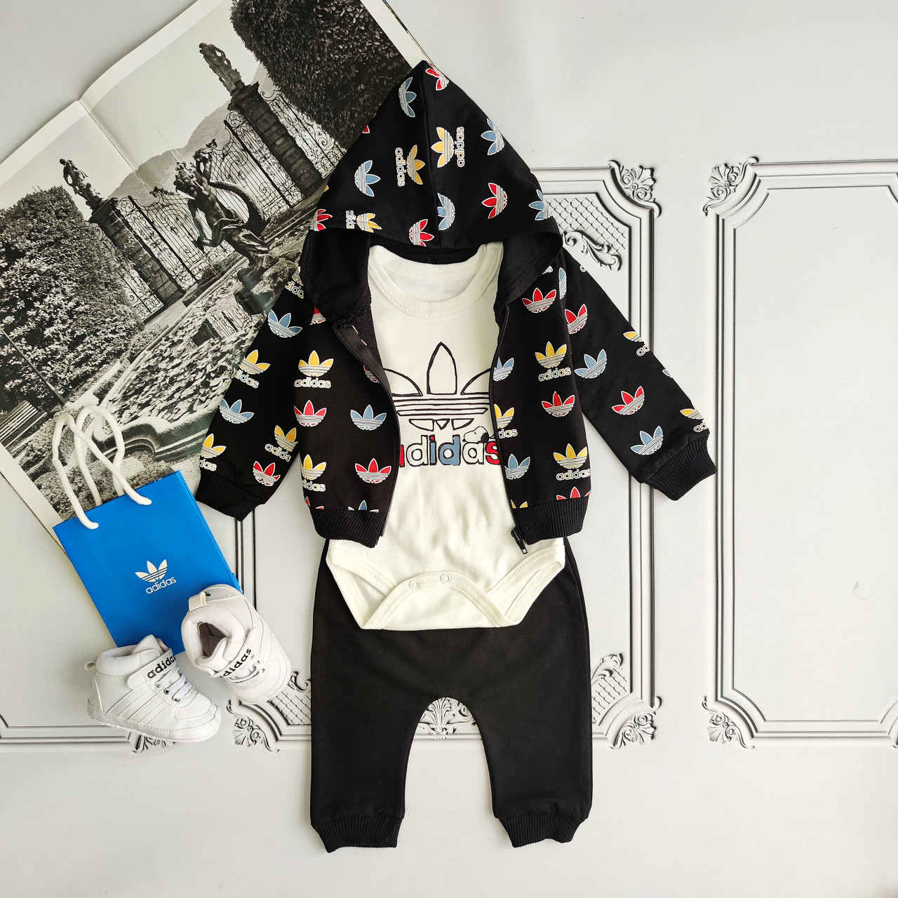 Чорний костюм Adidas для новонародженого хлопчика, комплект з трьох предметів