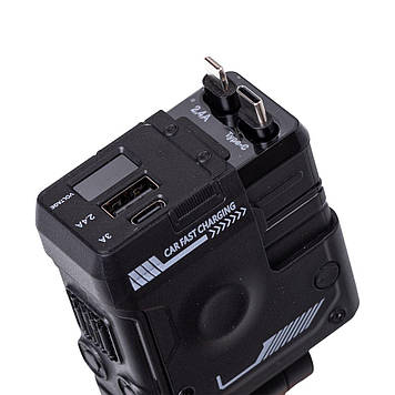 Автомобільний зарядний пристрій MECHA з висувними кабелями та портами USB/Type-C Чорний HP-A1B