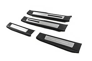 Накладки на дверні пороги з підсвічуванням 4 шт для Toyota Land Cruiser 300, фото 1