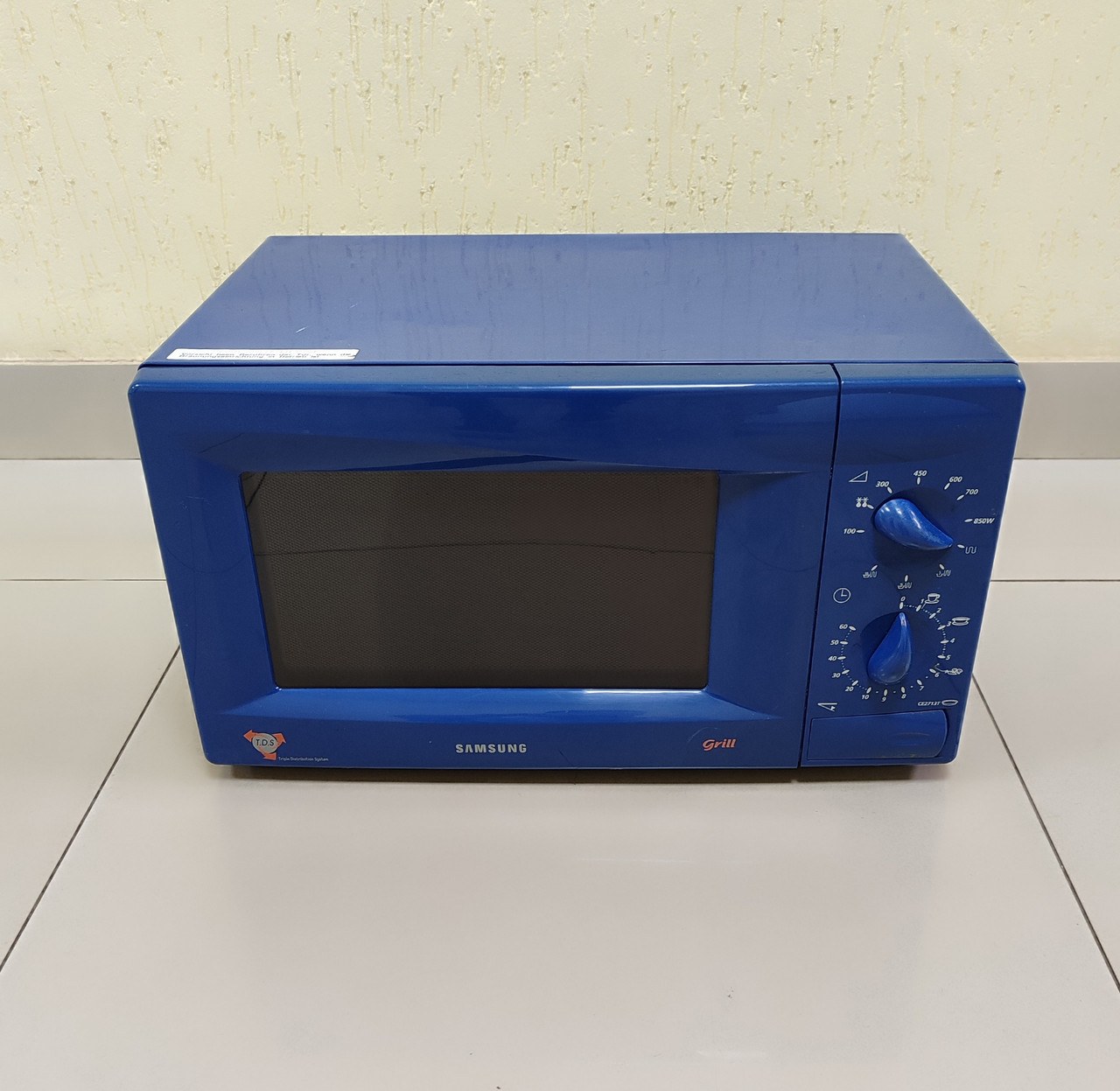 Бредова СВЧ (мікрохвильова піч) бу + гриль Samsung CE2713T з Німеччини з гарантією