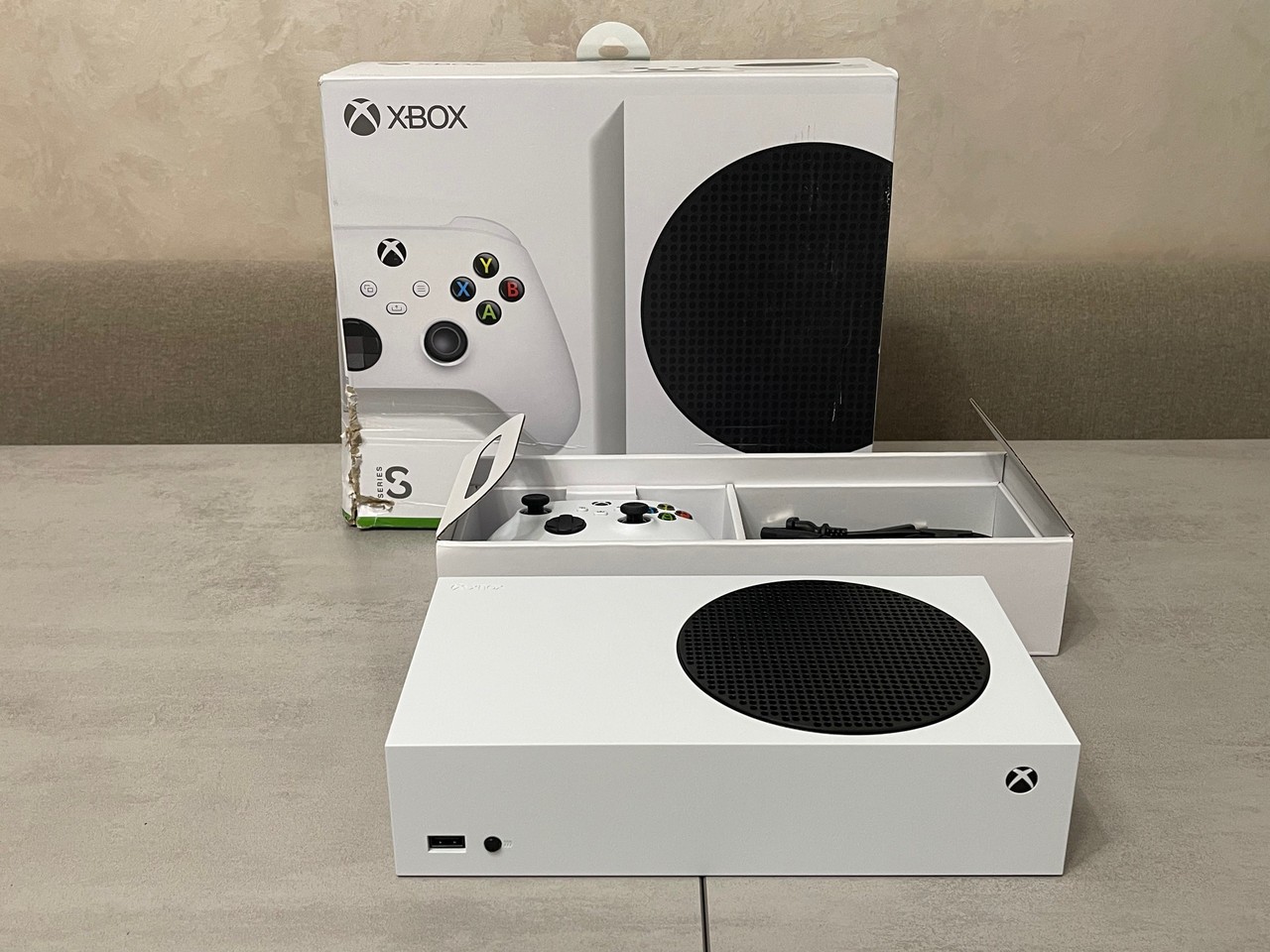 Ігрова приставка Microsoft Xbox Series S, 512GB, нова, повний комплект
