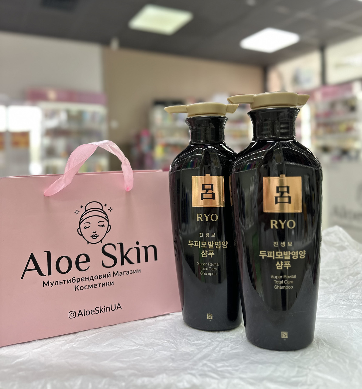 Шампунь з екстрактом женьшеню Ryo Super Revital Total Care Shampoo 400мл