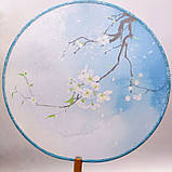 Традиційне кругле віяло на бамбуковій основі «Вишукане цвітіння», фото 2